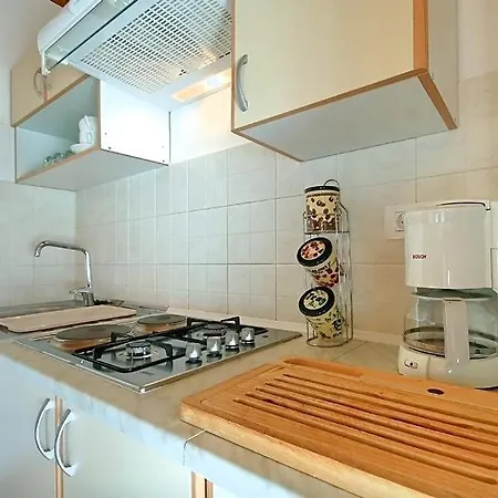 Apartman Livio 350 *
