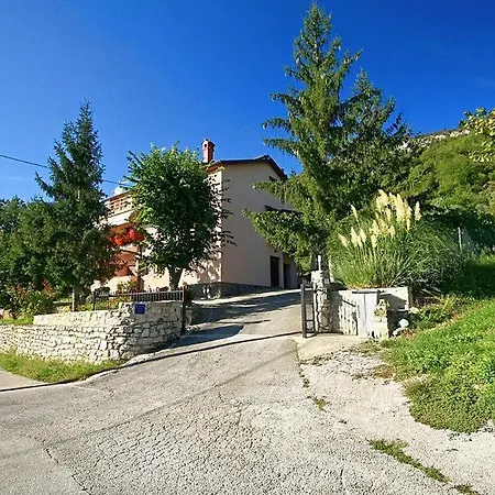 Livio 350 * Livade